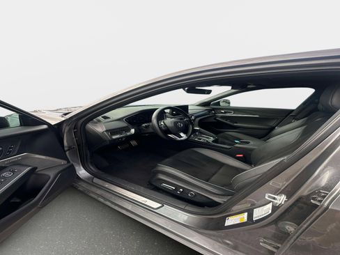 Used 2023 Acura Integra A-Spec image 10