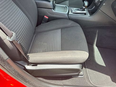 Certified 2023 Dodge Charger SXT image 11