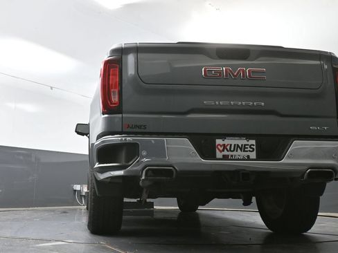 Used 2021 GMC Sierra 1500 SLT w/ SLT Premium Plus Package AWD/4WD image 55
