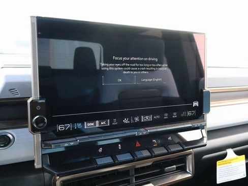 New 2025 GMC Hummer EV 2X w/ LPO, Dark Essentials Package AWD/4WD image 32