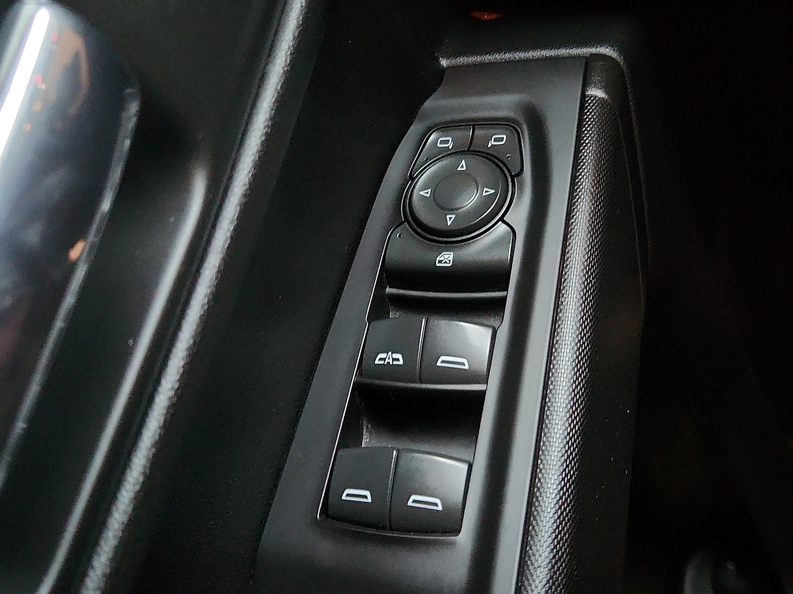 Used 2023 Chevrolet Silverado 1500 Custom RWD image 17