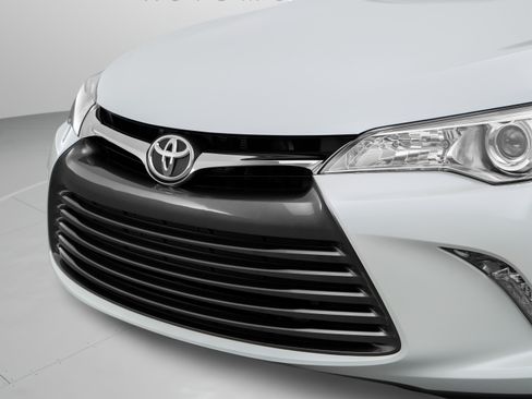 Used 2017 Toyota Camry SE FWD image 63