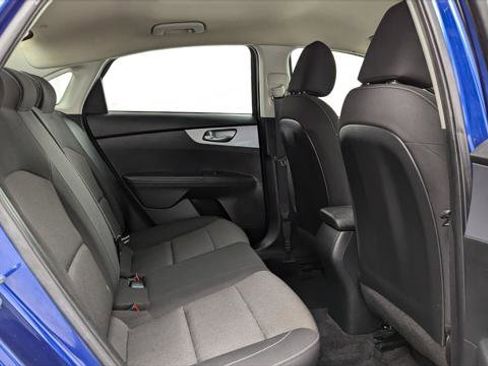 Used 2022 Kia Forte LXS image 18