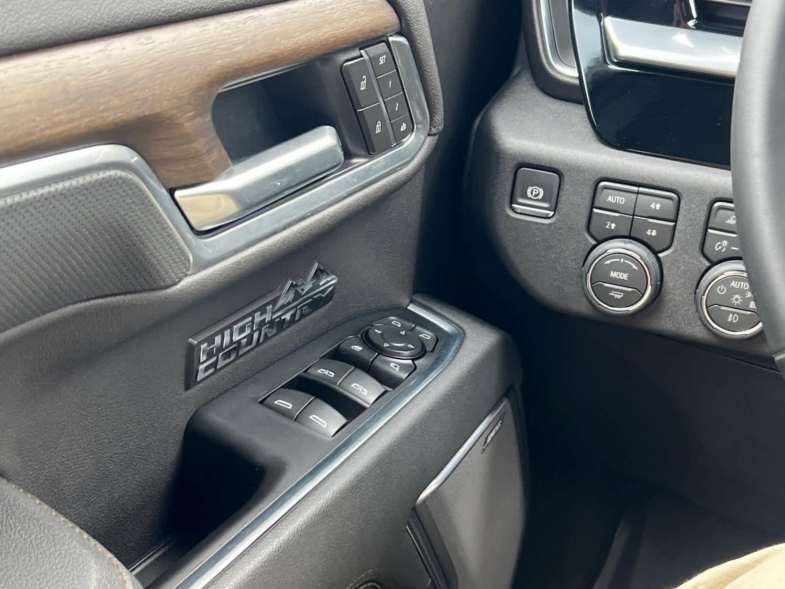 Certified 2026 Chevrolet Silverado 1500 High Country w/ High Country Premium Package AWD/4WD image 20