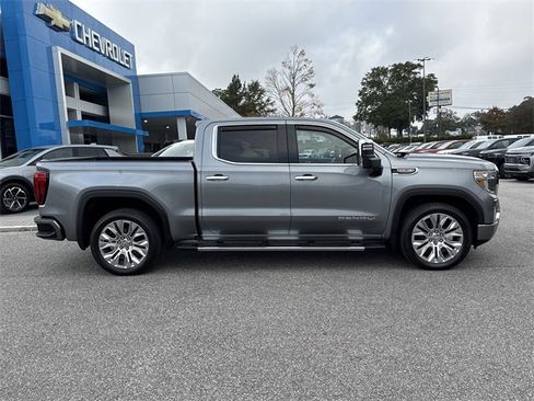 Used 2020 GMC Sierra 1500 Denali w/ Denali Premium Package image 3