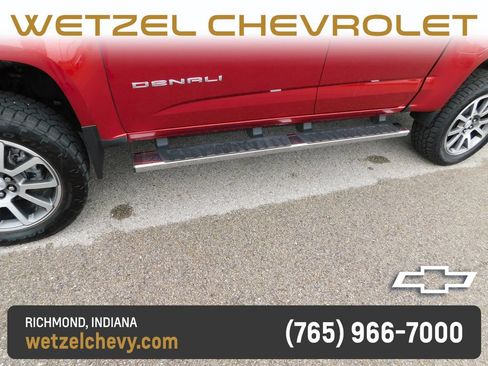 Used 2022 GMC Canyon Denali AWD/4WD image 15