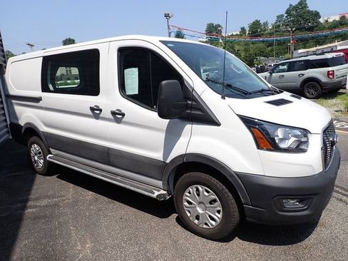 Certified 2025 Ford Transit 250 Low Roof w/ Exterior Upgrade Package RWD image 13