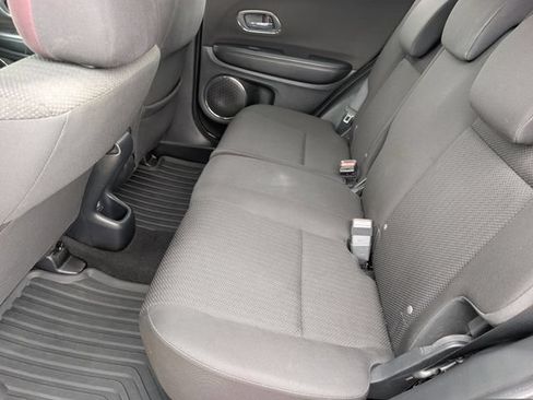 Used 2018 Honda HR-V EX image 18