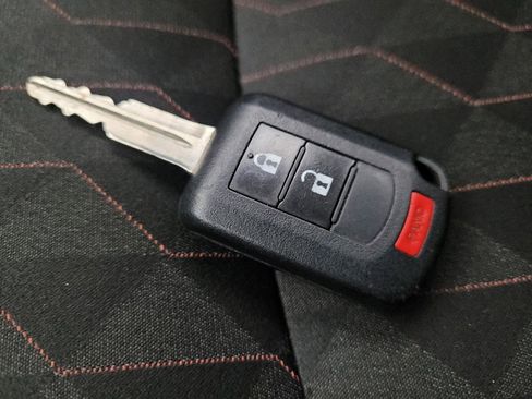 Used 2021 Mitsubishi Mirage ES image 32