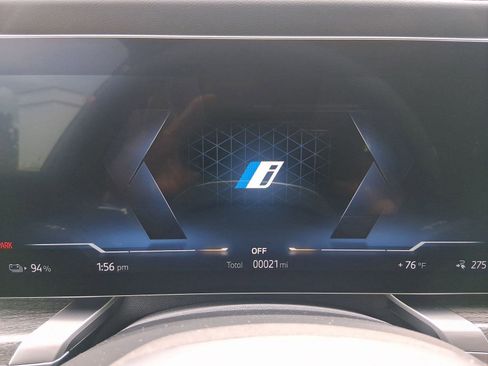 Used 2026 BMW i7 eDrive50 w/ M Sport Package RWD image 14