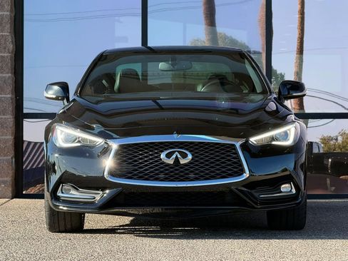 Used 2017 INFINITI Q60 Red Sport 400 image 20