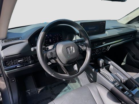 Certified 2024 Honda Accord EX-L image 9