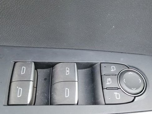 Used 2024 GMC Acadia Denali w/ LPO, Floor Liner Package image 20