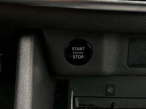 Used 2026 Nissan Rogue SL AWD/4WD image 26