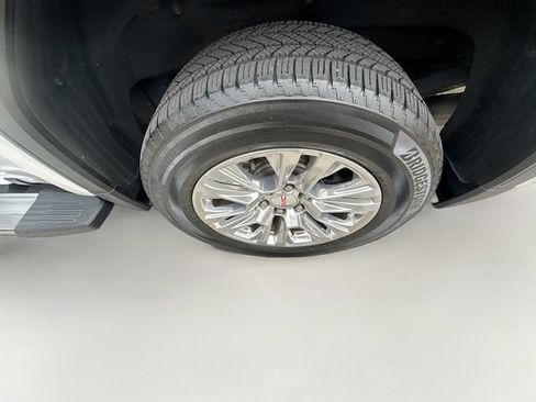 Used 2019 GMC Sierra 1500 Denali w/ Technology Package AWD/4WD image 40