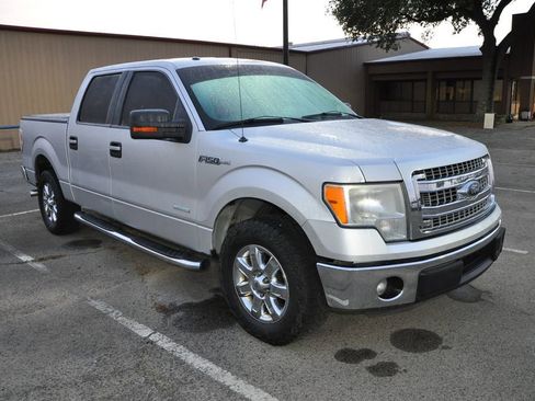 Used 2014 Ford F150 XLT w/ Equipment Group 302A Luxury image 7