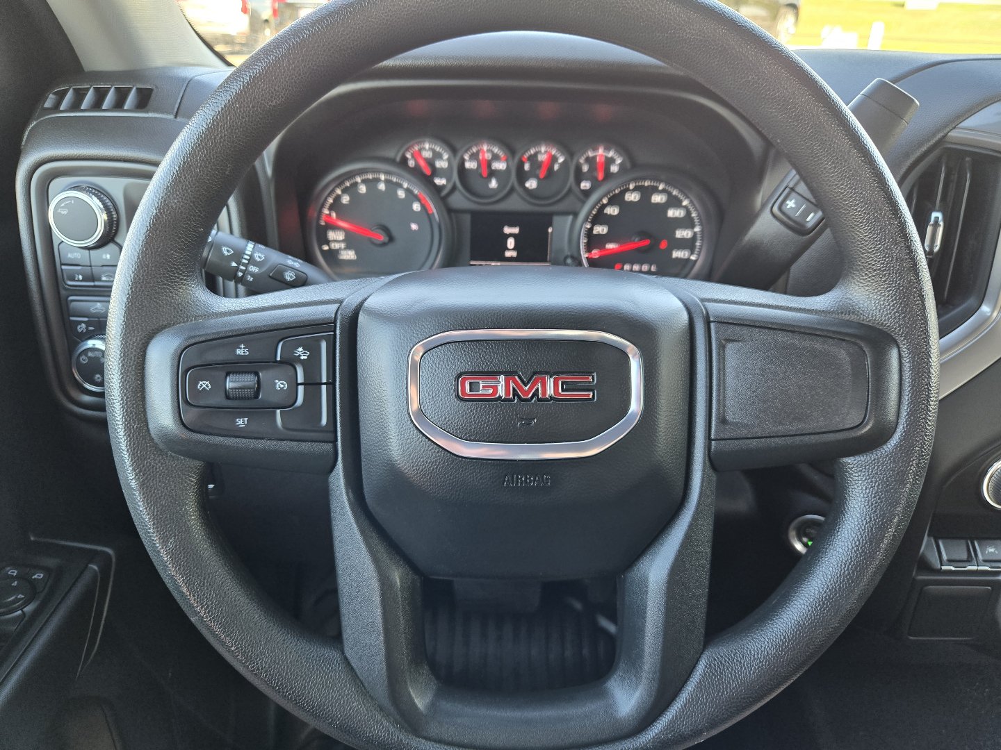 Used 2025 GMC Sierra 1500 Pro w/ Convenience Package AWD/4WD image 18