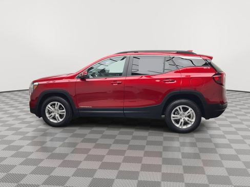 Certified 2024 GMC Terrain SLE w/ Driver Convenience Package image 36