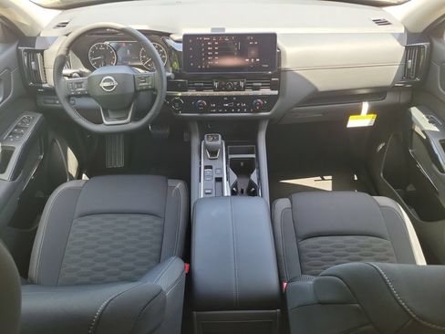 New 2026 Nissan Pathfinder SV w/ Cargo Package FWD image 18