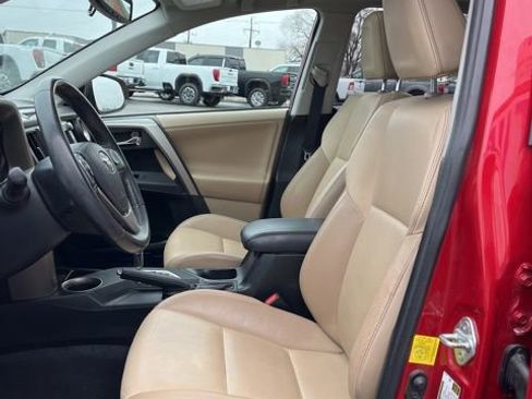 Used 2013 Toyota RAV4 Limited AWD/4WD image 29