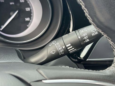 Used 2020 Buick Envision Essence image 26