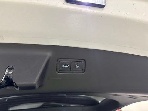 Used 2026 Hyundai Santa Fe SEL FWD image 13