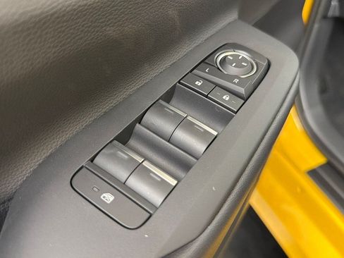 New 2027 Toyota Prius FWD image 17