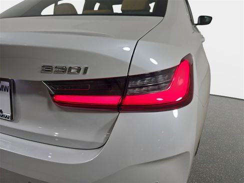 New 2026 BMW 330i xDrive 330i xDrive w/ Premium Package image 35