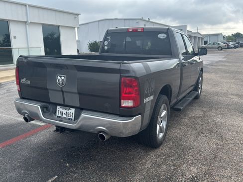 Used 2015 RAM 1500 Big Horn RWD image 2