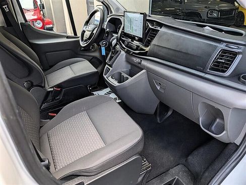 Used 2024 Ford Transit 350 XLT RWD image 4