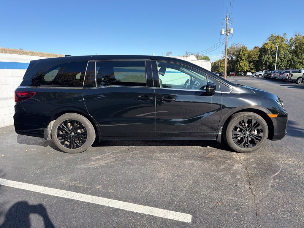 Certified 2025 Honda Odyssey Sport-L image 6