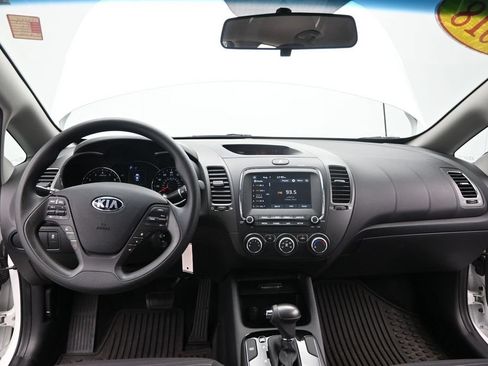 Used 2018 Kia Forte LX w/ LX Popular Package FWD image 33