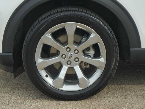 Used 2020 Ford Explorer Platinum w/ Premium Technology Package AWD/4WD image 7