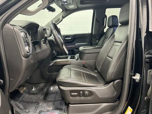 Used 2022 GMC Sierra 1500 Denali w/ Denali Reserve Package image 9
