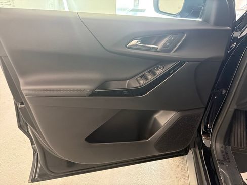 New 2026 Chevrolet Equinox LT FWD image 13