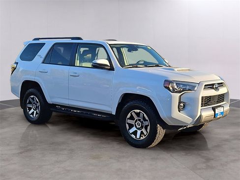 Used 2023 Toyota 4Runner TRD Off-Road Premium image 3