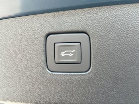 New 2026 Buick Envista Sport Touring image 32