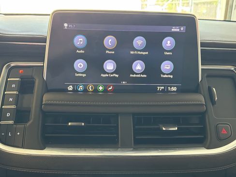 Used 2021 GMC Yukon XL SLT image 42