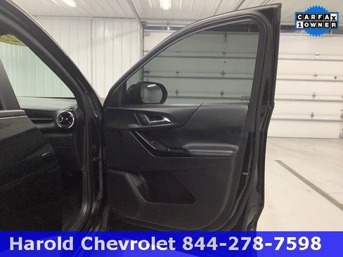 Certified 2025 Chevrolet Equinox LT w/ Convenience Package II image 10