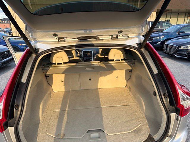 Used 2015 Volvo XC60 T6 AWD/4WD image 19