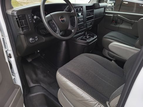 Used 2023 GMC Savana 2500 w/ Driver Convenience Package image 13