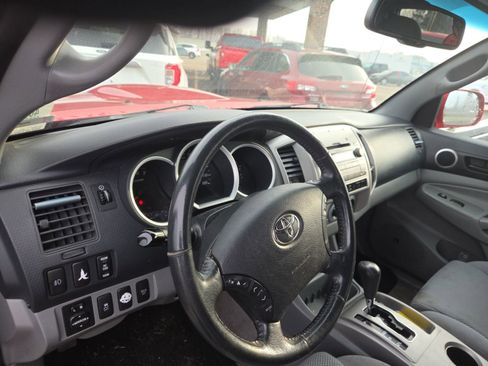 Used 2011 Toyota Tacoma 4x4 Double Cab image 8
