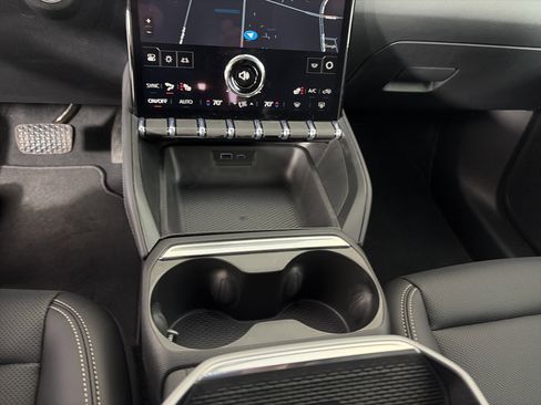 Certified 2026 GMC Terrain Elevation w/ Elevation Premium Package image 29