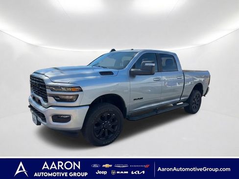 Used 2026 RAM 2500 Big Horn AWD/4WD image 1