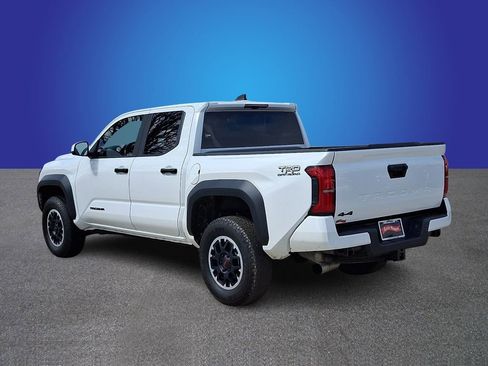 Used 2024 Toyota Tacoma TRD Off-Road image 6