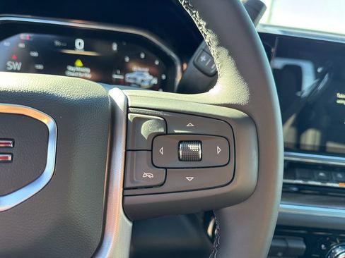 New 2026 GMC Sierra 1500 Elevation image 18