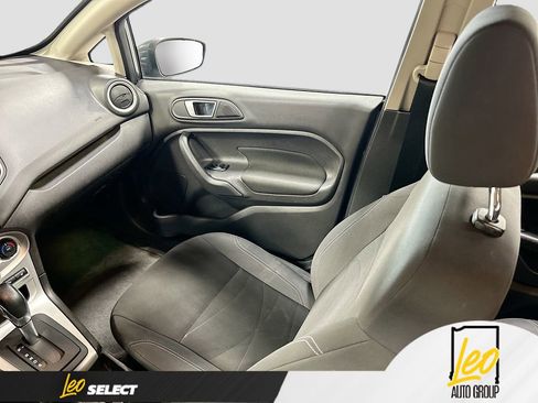 Used 2016 Ford Fiesta SE w/ Cold Weather Package image 21