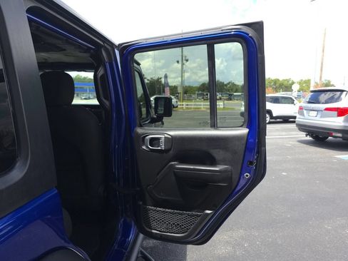 Used 2020 Jeep Wrangler Unlimited Sport AWD/4WD image 15