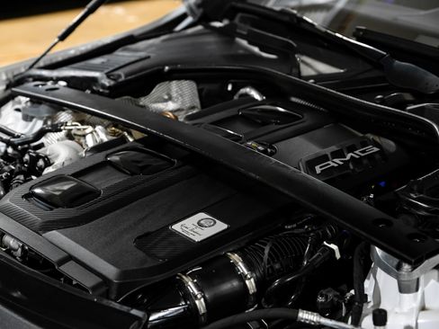 Used 2023 Mercedes-Benz C 43 AMG 4MATIC Sedan image 52