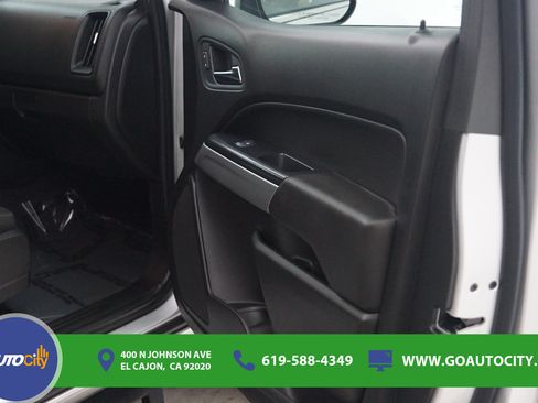 Used 2019 Chevrolet Colorado LT RWD image 16